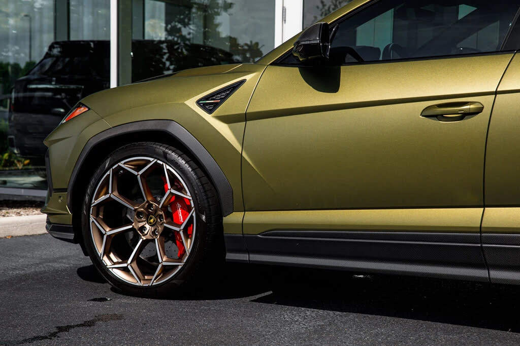 2024 Lamborghini Urus Performante - Image 18 of 31