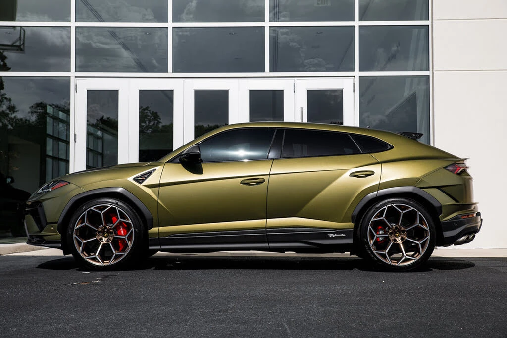 2024 Lamborghini Urus Performante - Image 14 of 31