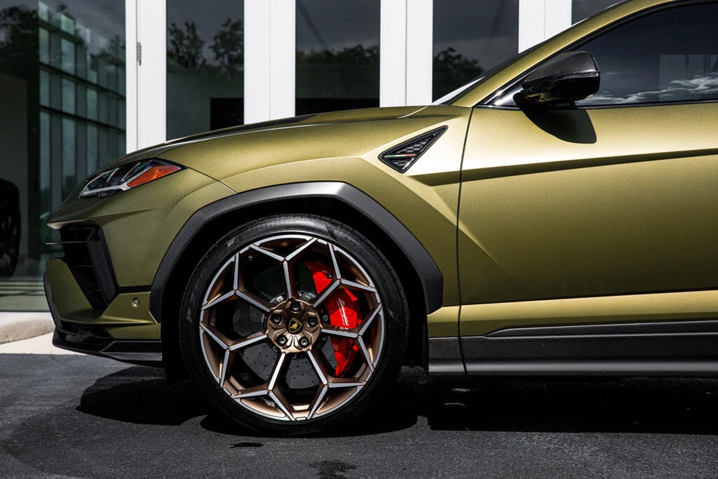 2024 Lamborghini Urus Performante - Image 19 of 31