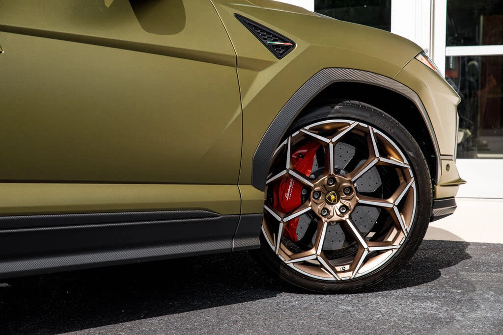 2024 Lamborghini Urus Performante - Image 30 of 31