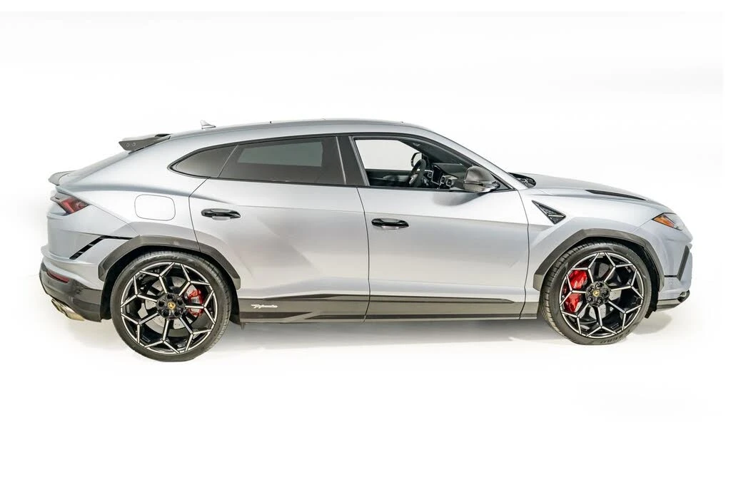 2024 Lamborghini Urus Performante - Image 10 of 31
