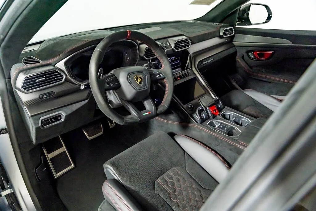 2024 Lamborghini Urus Performante - Image 18 of 31