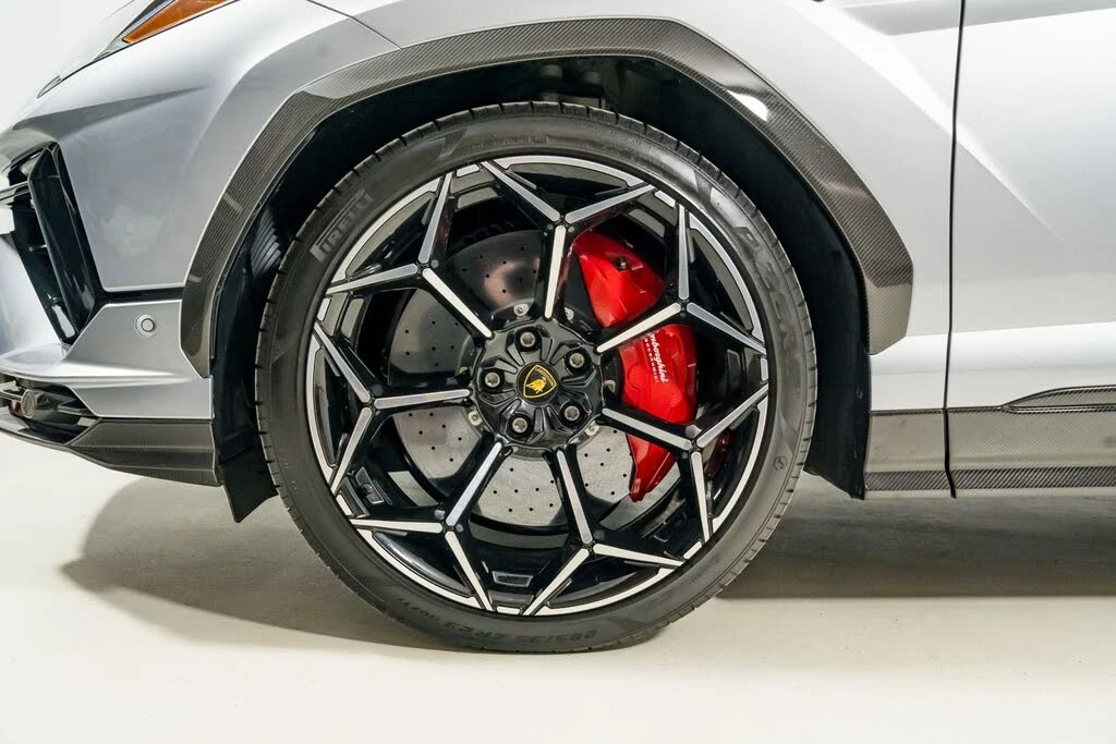 2024 Lamborghini Urus Performante - Image 12 of 31