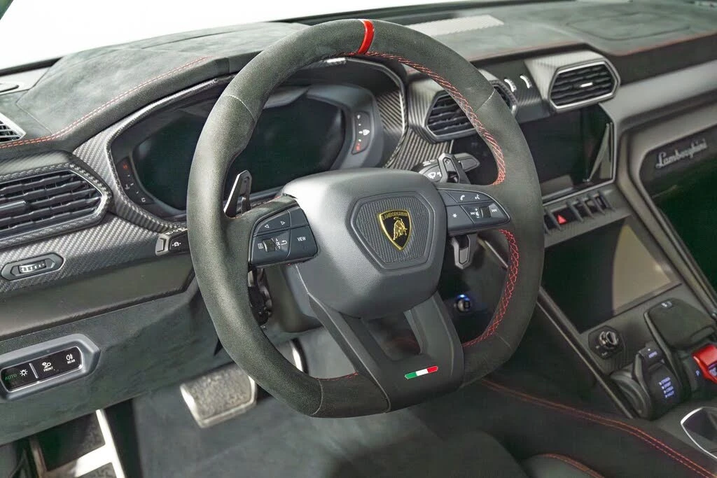 2024 Lamborghini Urus Performante - Image 20 of 31