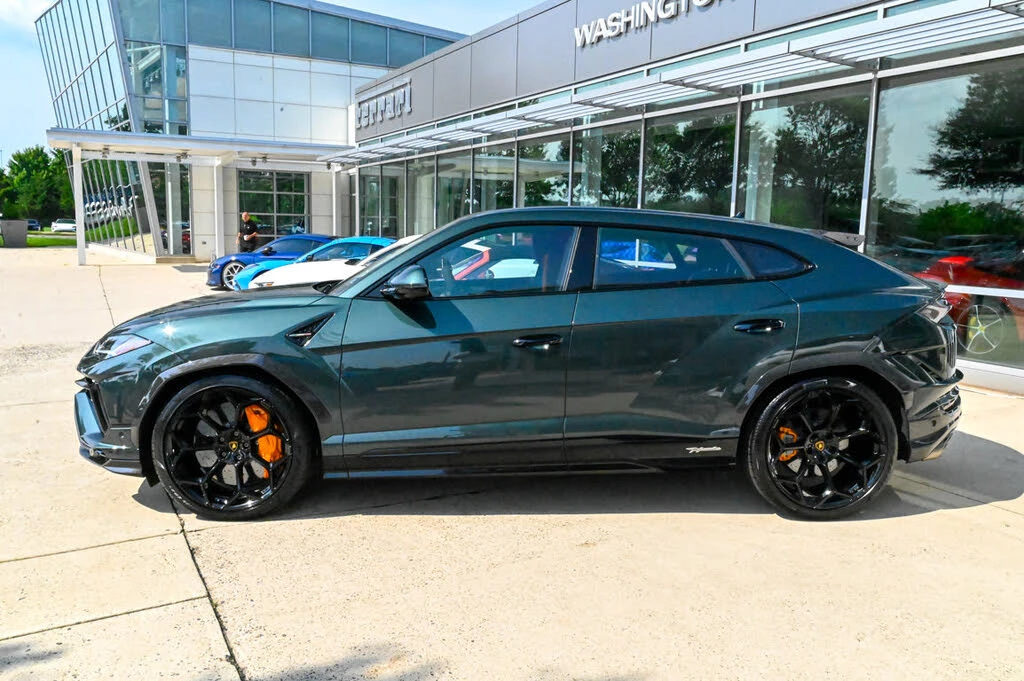2024 Lamborghini Urus Performante - Image 8 of 31