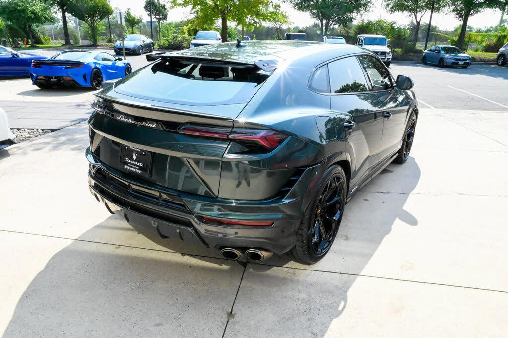 2024 Lamborghini Urus Performante - Image 5 of 31