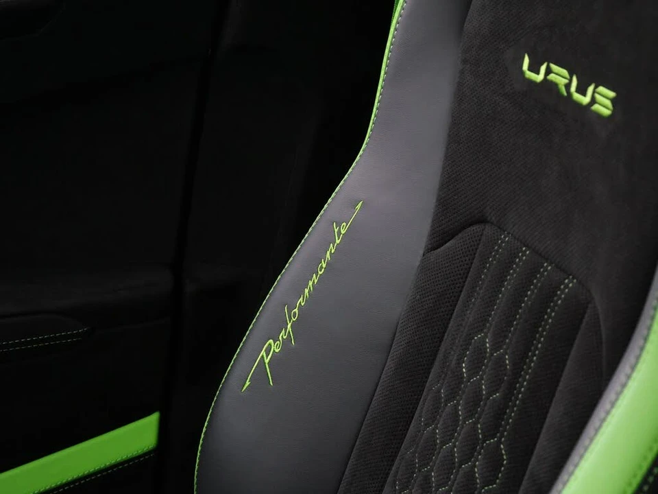 2024 Lamborghini Urus Performante - Image 15 of 31