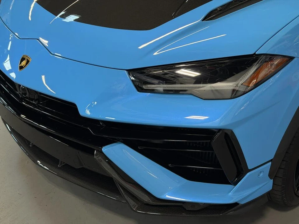 2024 Lamborghini Urus Performante - Image 15 of 31