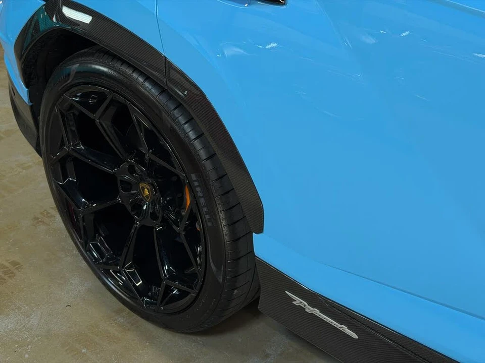 2024 Lamborghini Urus Performante - Image 19 of 31