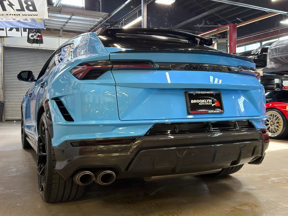 2024 Lamborghini Urus Performante - Image 10 of 31