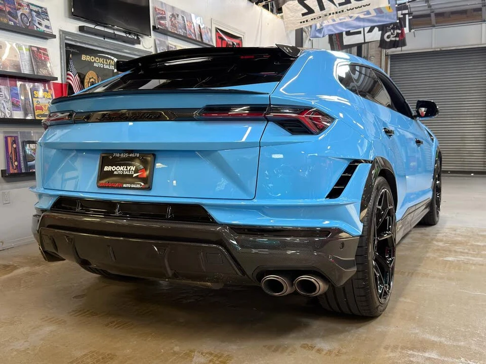 2024 Lamborghini Urus Performante - Image 7 of 31