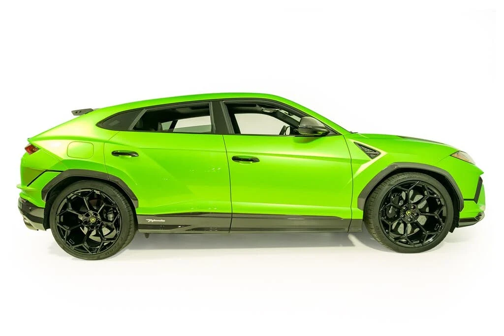2024 Lamborghini Urus Performante - Image 10 of 31