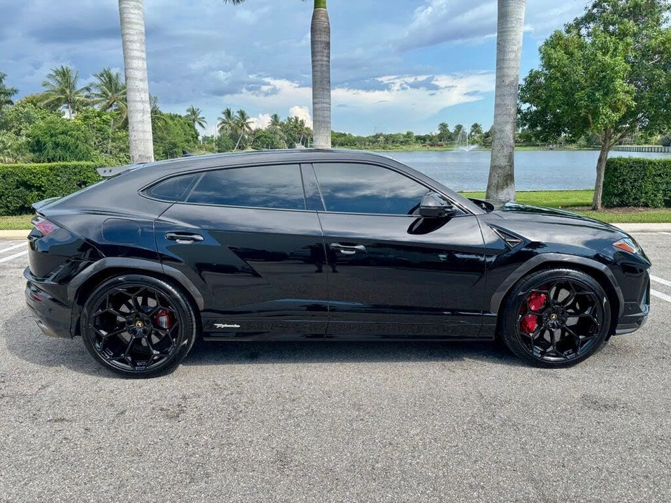 2024 Lamborghini Urus Performante - Image 5 of 31
