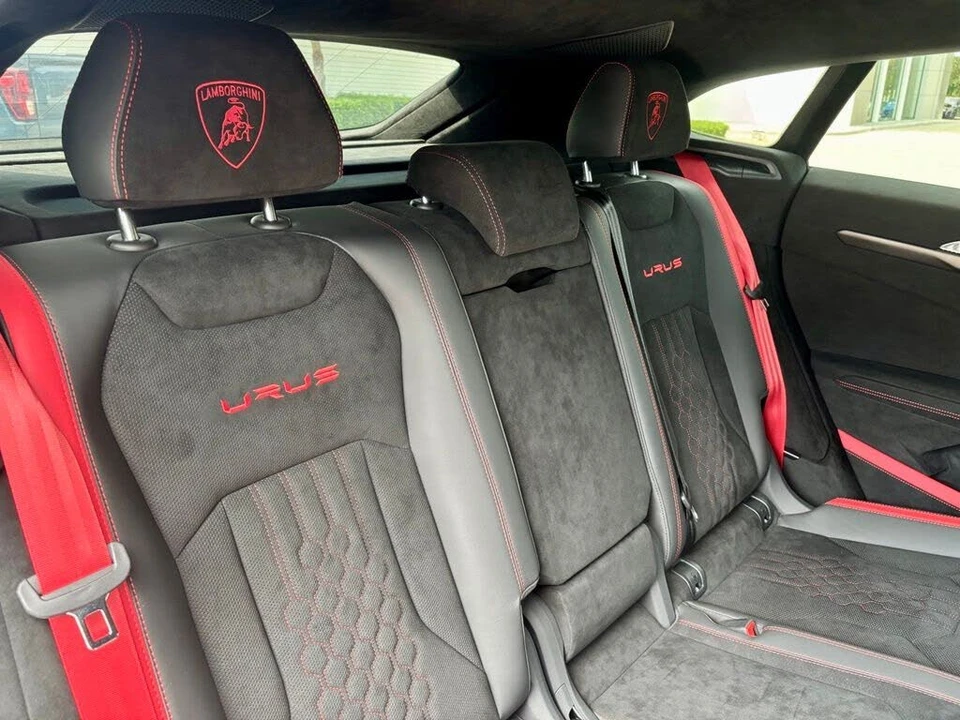 2024 Lamborghini Urus Performante - Image 27 of 31