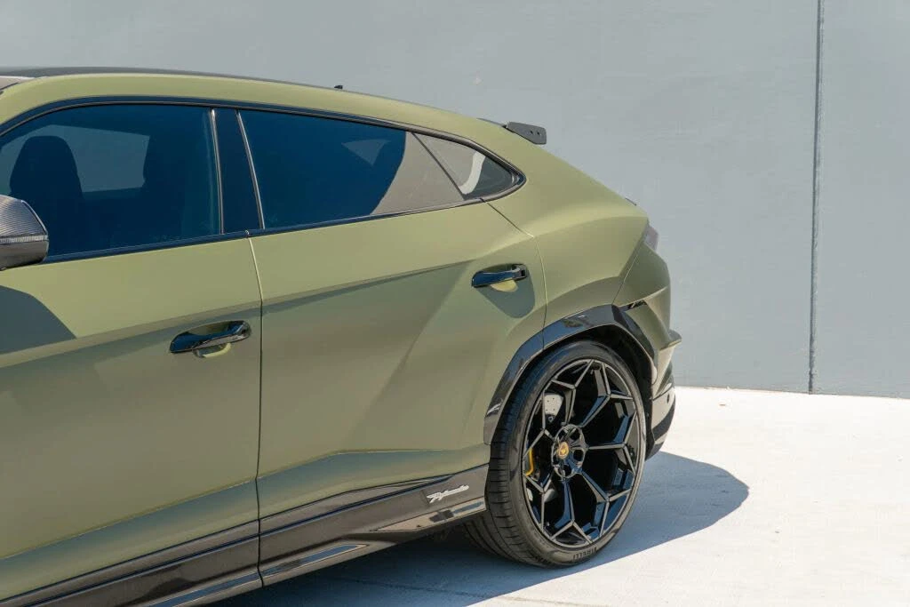 2024 Lamborghini Urus Performante - Image 26 of 31