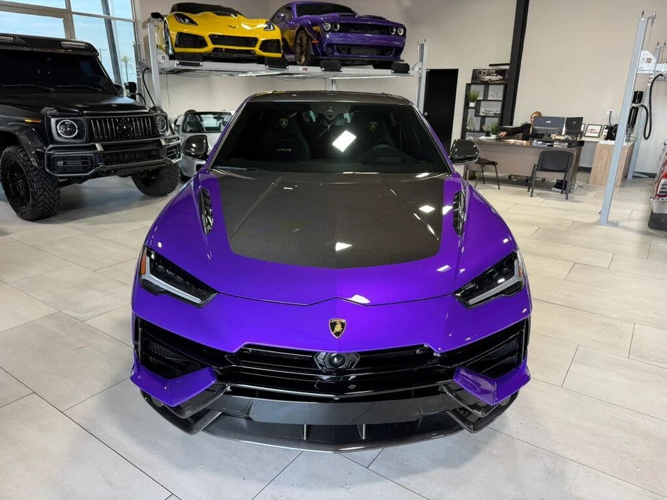 2024 Lamborghini Urus Performante - Image 21 of 31