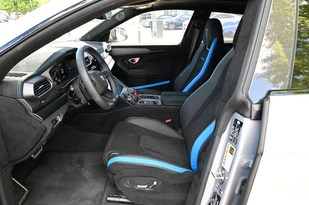 2024 Lamborghini Urus Performante - Image 17 of 31