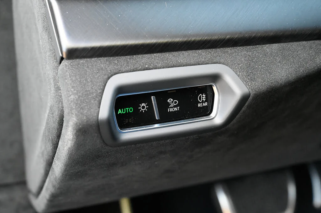 2024 Lamborghini Urus Performante - Image 24 of 31