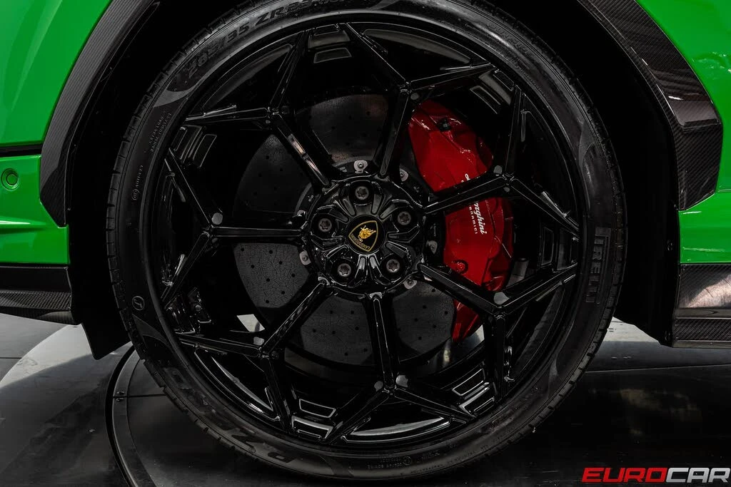 2024 Lamborghini Urus Performante - Image 30 of 31