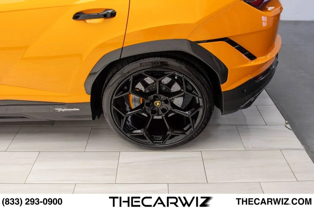2024 Lamborghini Urus Performante - Image 21 of 31