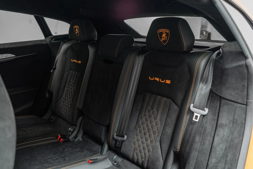 2024 Lamborghini Urus Performante - Image 16 of 31