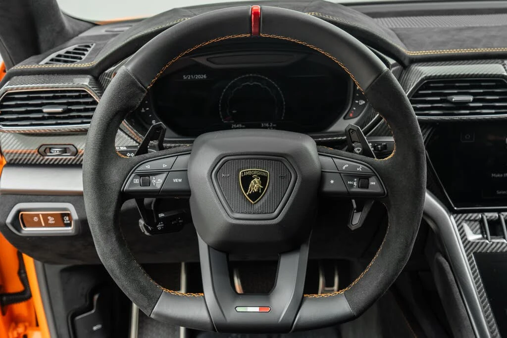 2024 Lamborghini Urus Performante - Image 15 of 31