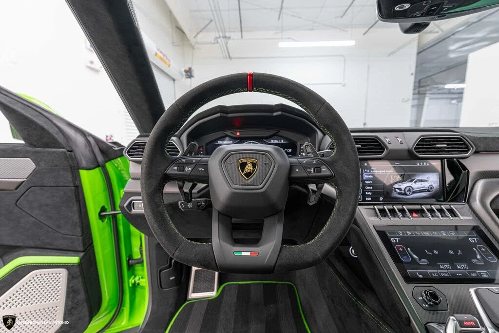 2024 Lamborghini Urus Performante - Image 4 of 31