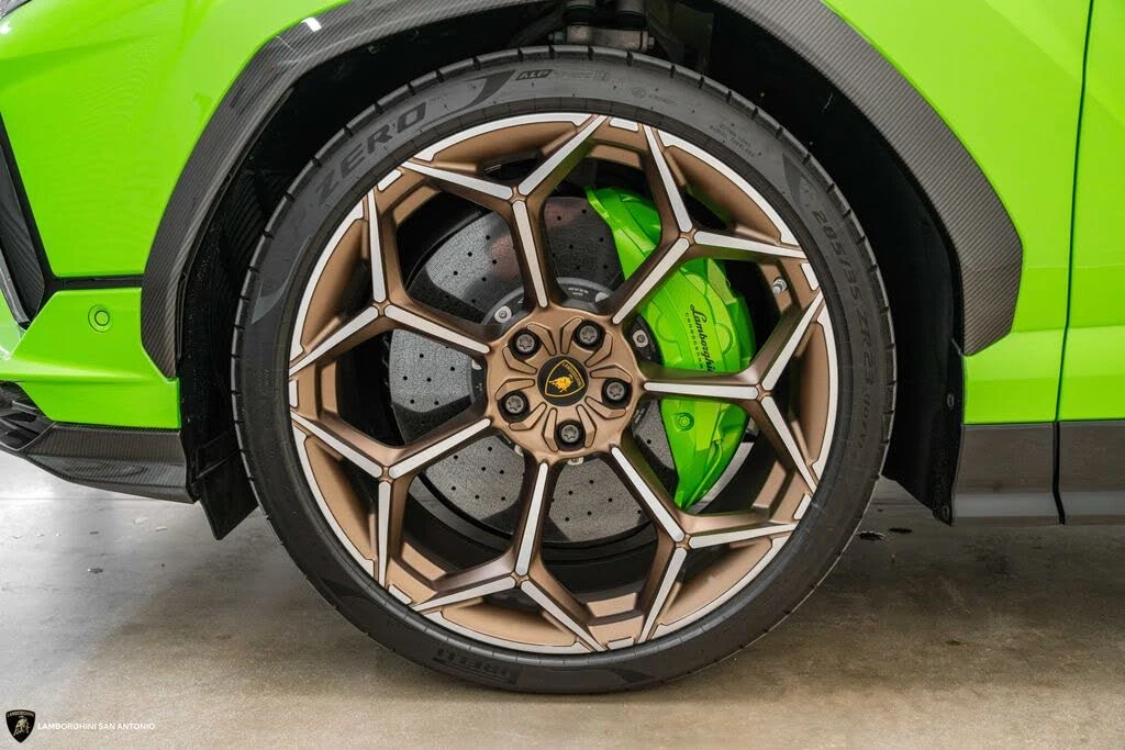 2024 Lamborghini Urus Performante - Image 6 of 31