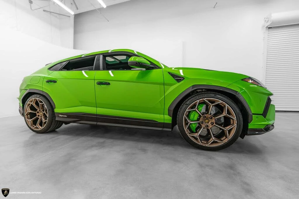 2024 Lamborghini Urus Performante - Image 5 of 31
