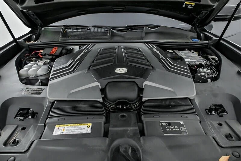 2024 Lamborghini Urus Performante - Image 14 of 31