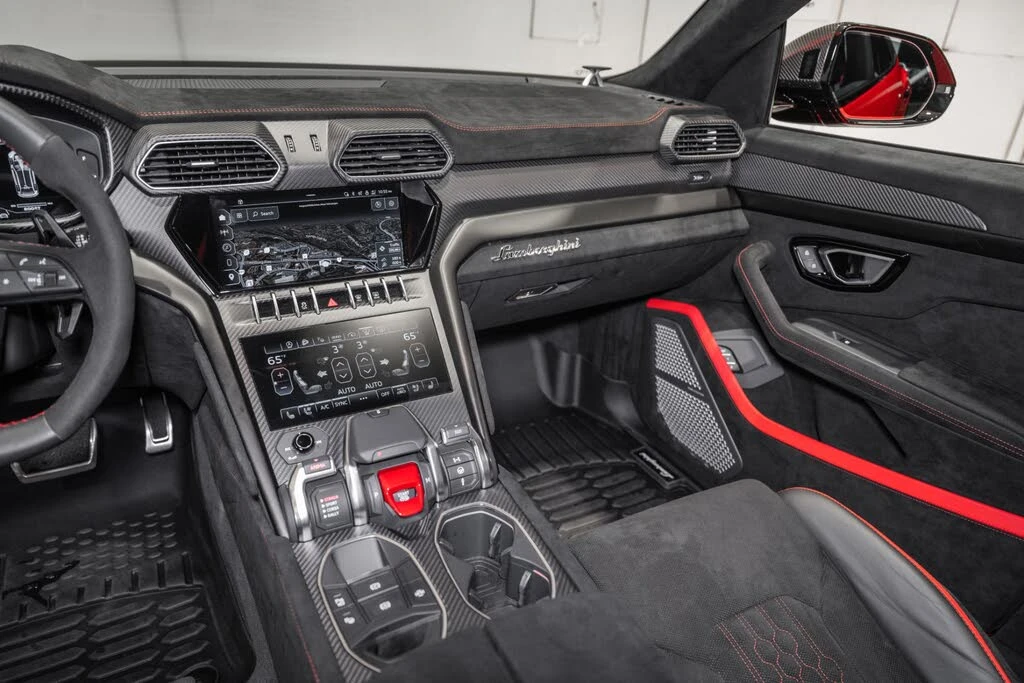 2024 Lamborghini Urus Performante - Image 30 of 31