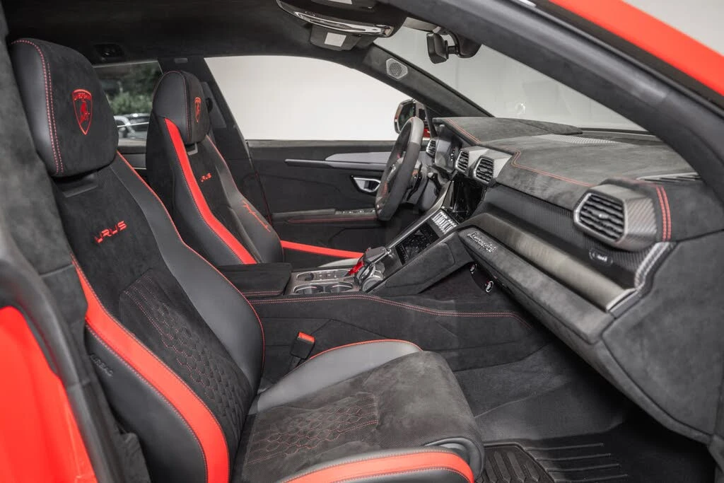 2024 Lamborghini Urus Performante - Image 25 of 31
