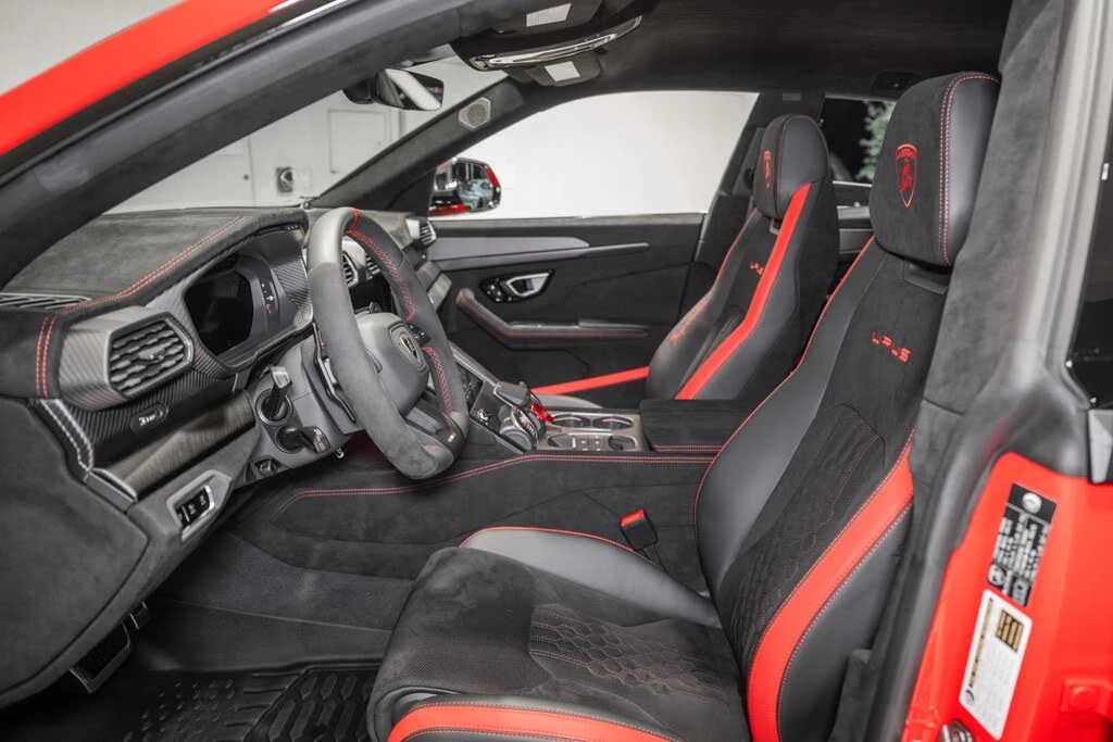 2024 Lamborghini Urus Performante - Image 2 of 31