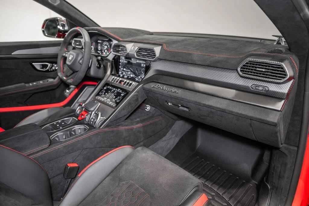 2024 Lamborghini Urus Performante - Image 26 of 31