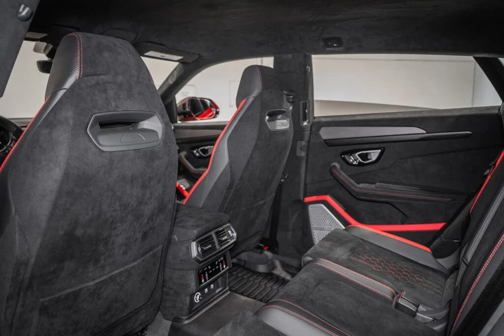2024 Lamborghini Urus Performante - Image 20 of 31