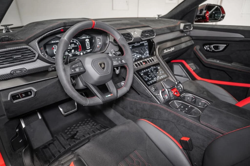 2024 Lamborghini Urus Performante - Image 17 of 31