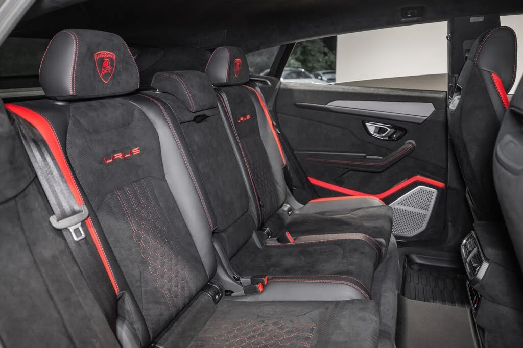 2024 Lamborghini Urus Performante - Image 24 of 31
