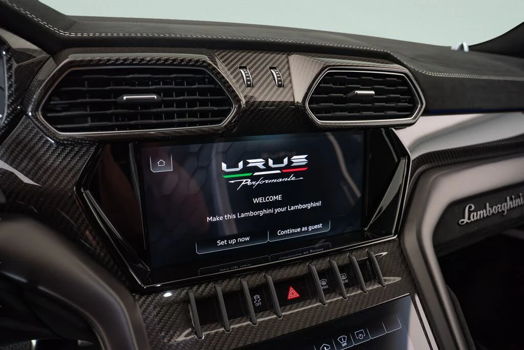 2024 Lamborghini Urus Performante - Image 15 of 20