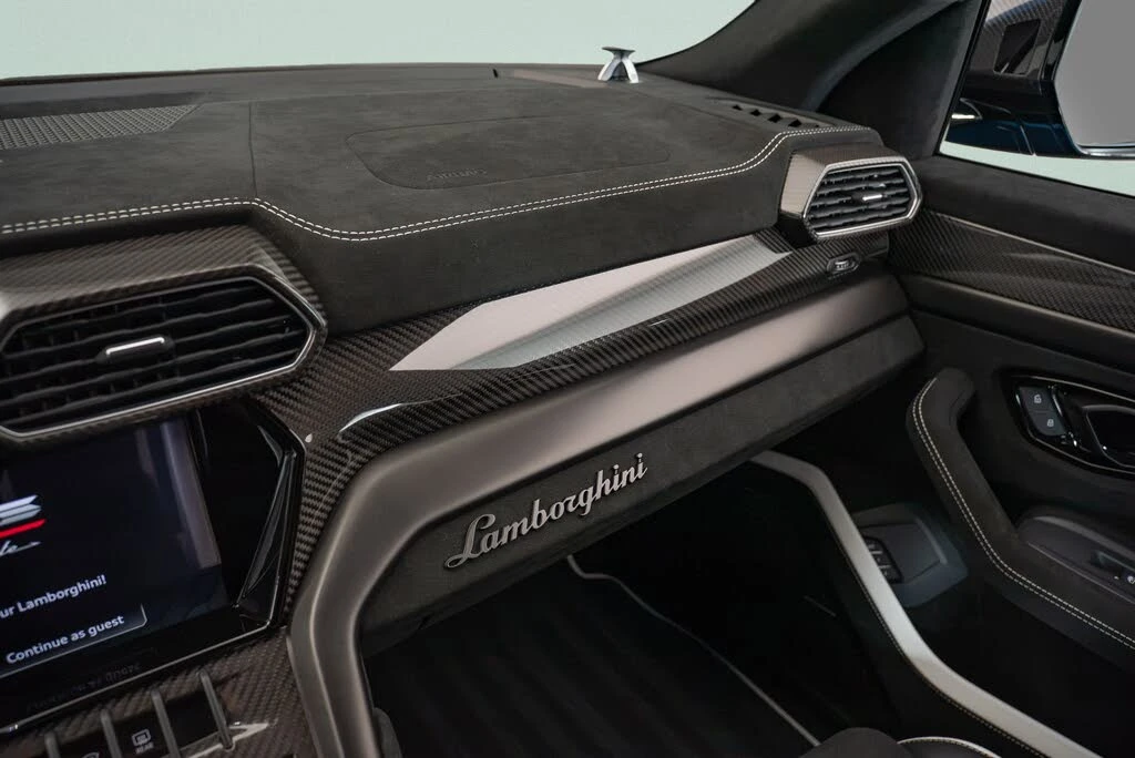 2024 Lamborghini Urus Performante - Image 17 of 20