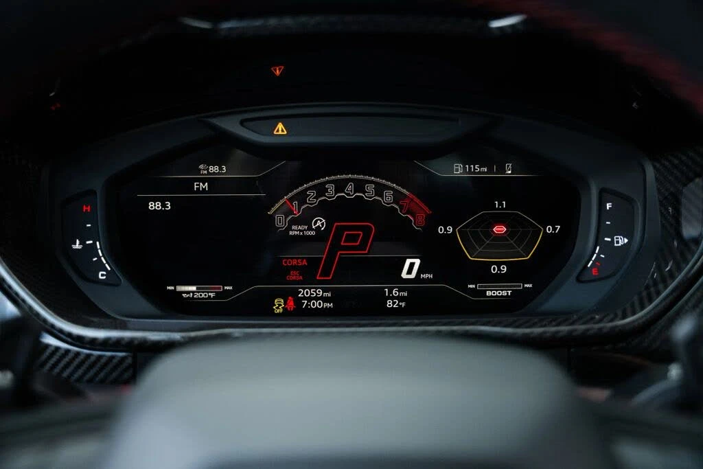 2024 Lamborghini Urus Performante - Image 29 of 31