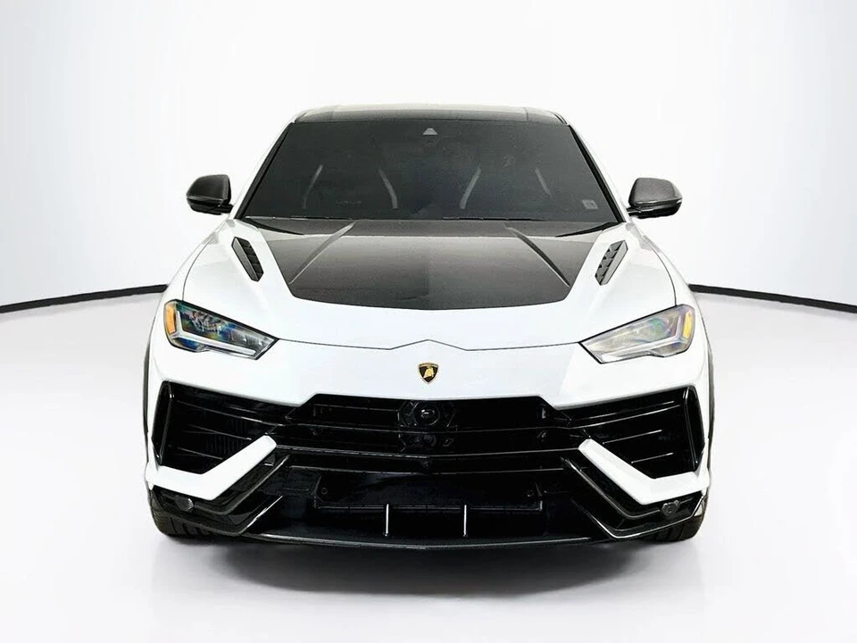 2024 Lamborghini Urus Performante - Image 2 of 31