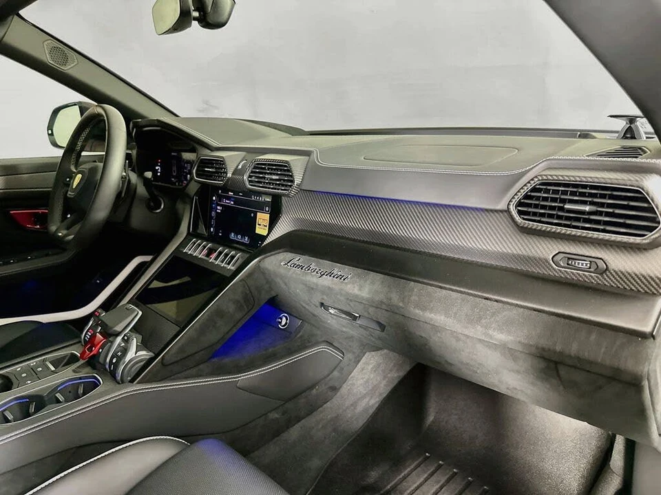 2024 Lamborghini Urus Performante - Image 30 of 31