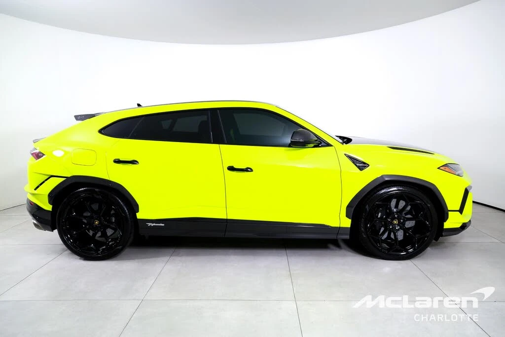 2024 Lamborghini Urus Performante - Image 9 of 31
