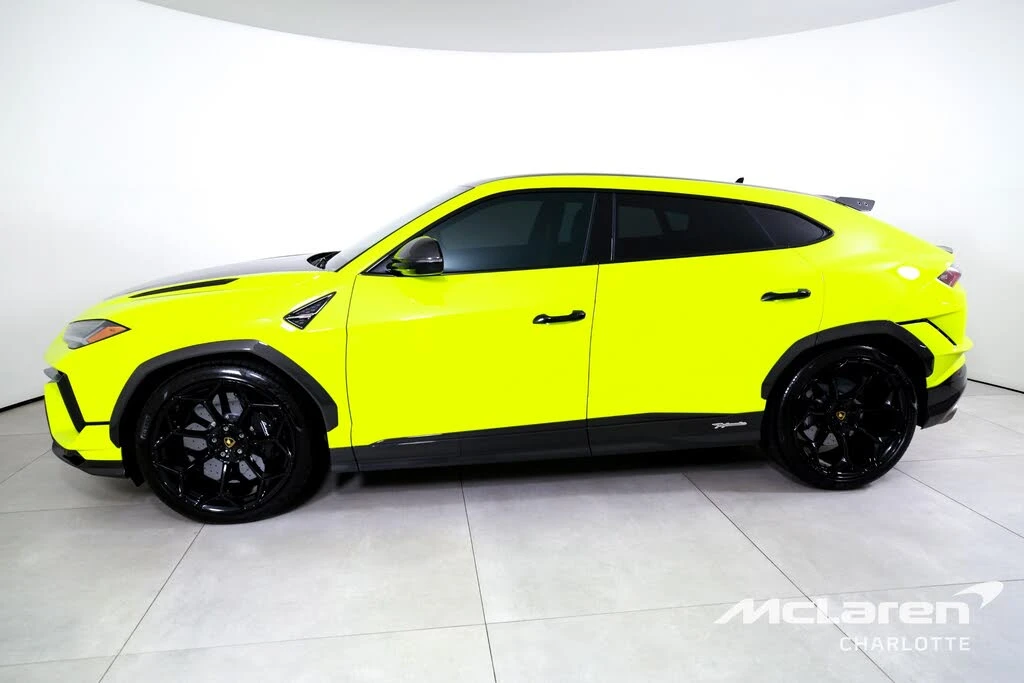 2024 Lamborghini Urus Performante - Image 5 of 31