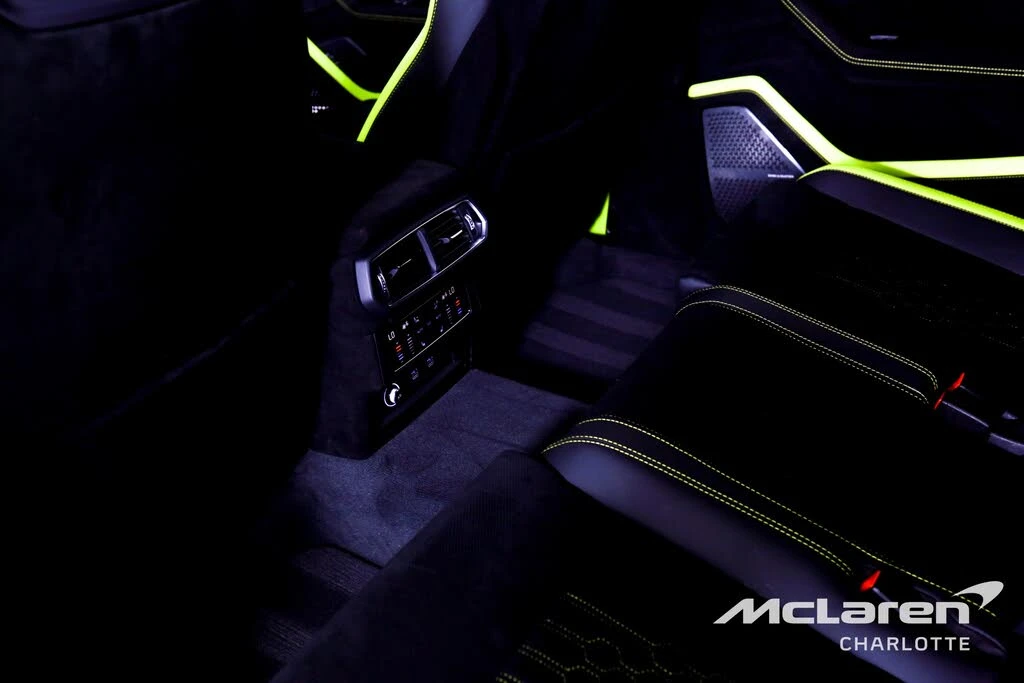 2024 Lamborghini Urus Performante - Image 19 of 31