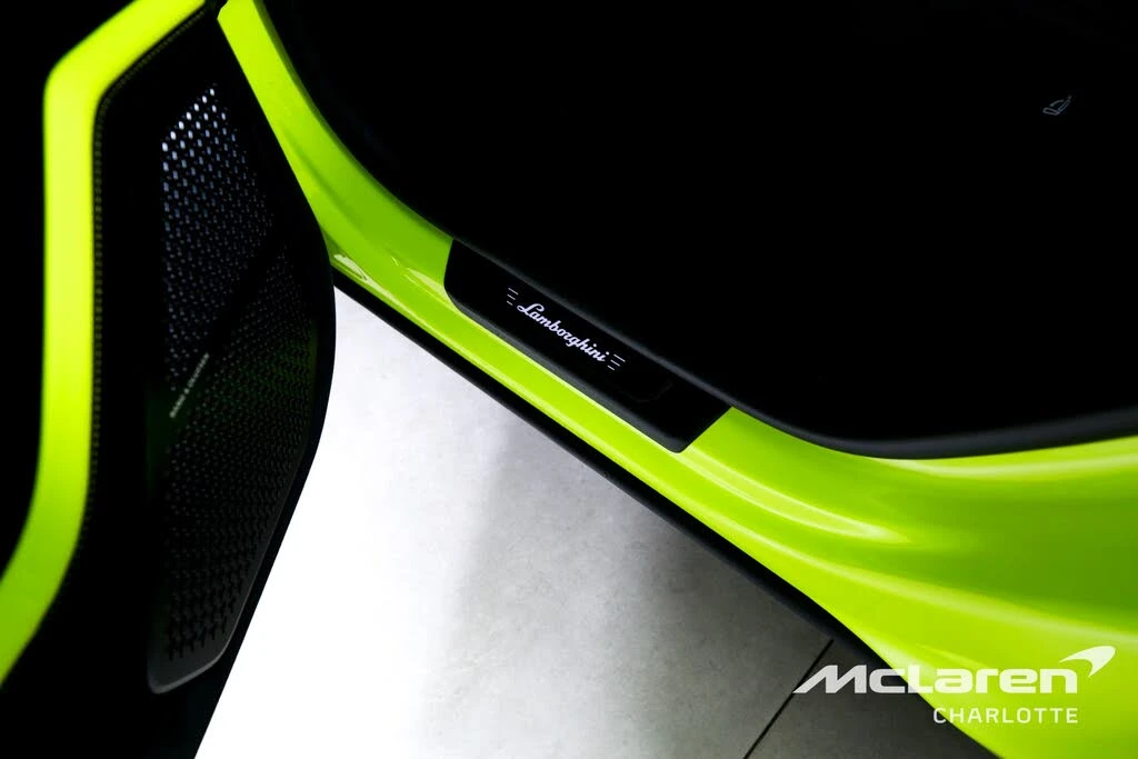 2024 Lamborghini Urus Performante - Image 20 of 31