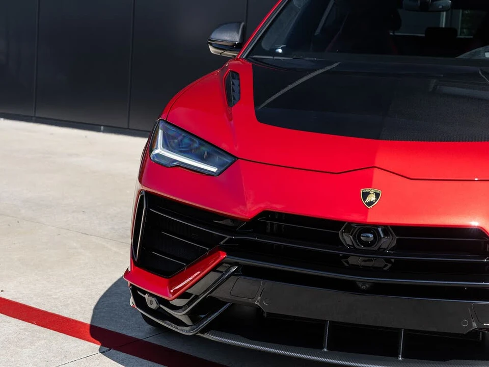 2024 Lamborghini Urus Performante - Image 22 of 31