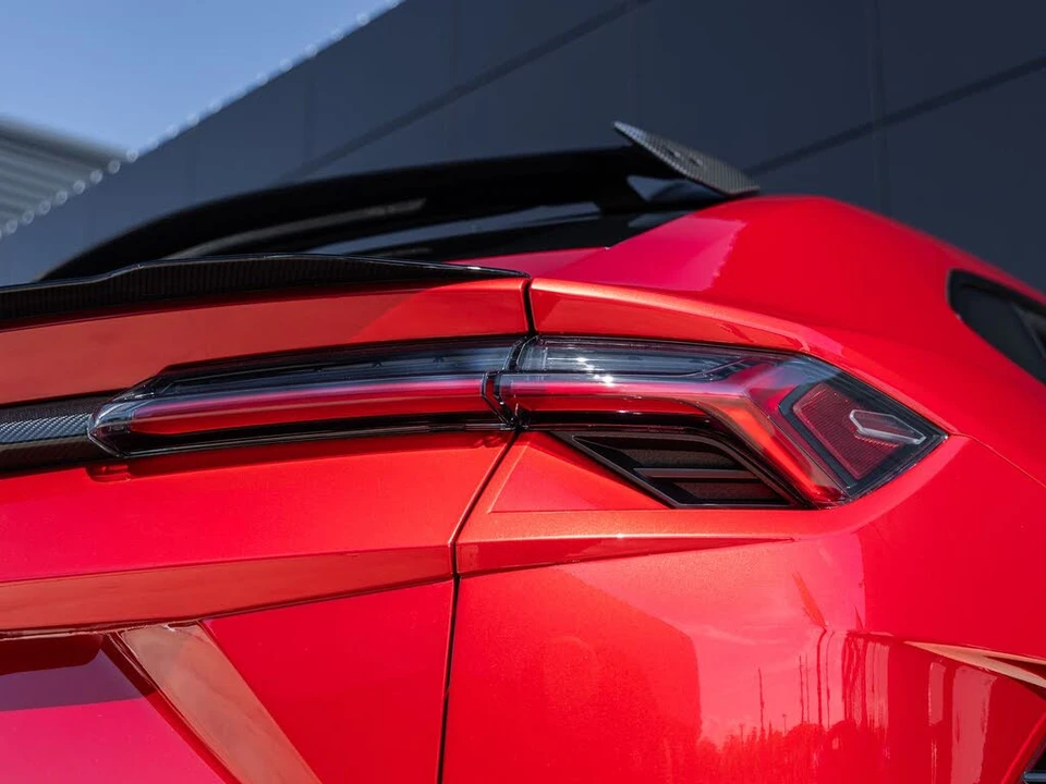 2024 Lamborghini Urus Performante - Image 16 of 31