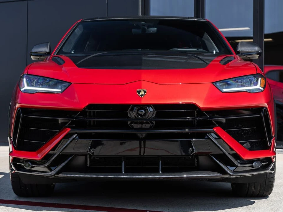 2024 Lamborghini Urus Performante - Image 4 of 31