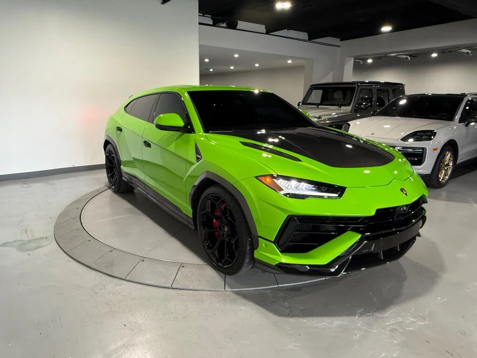 2024 Lamborghini Urus Performante - Image 12 of 31